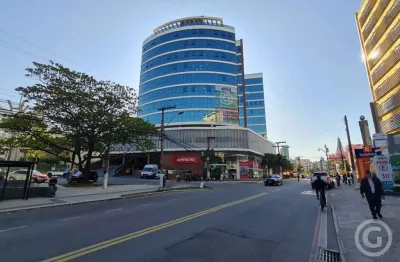 Sala comercial estratégica no coração de florianópolis