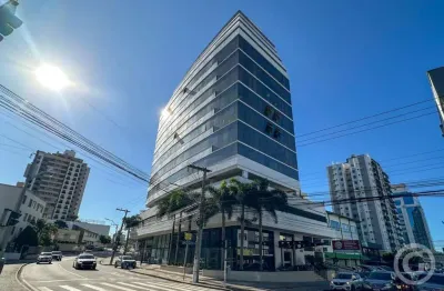 Ponto comercial para alugar na Rua Doutor Heitor Blum, Estreito, Florianópolis