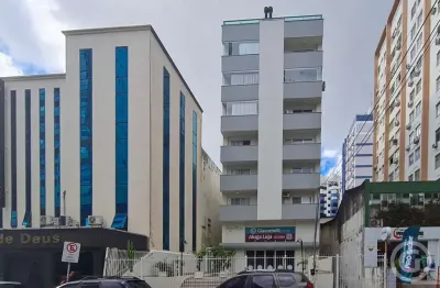 Loja comercial ampla no coração de florianópolis para alugar