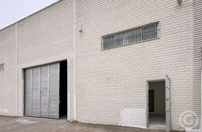 Galpão estratégico para logística em são josé, com 722 m² e várias salas