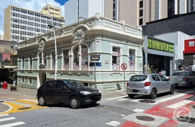 Loja ampla no centro de florianópolis, ideal para o seu negócio prosperar