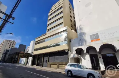 Prédio comercial no coração de florianópolis para expandir seus negócios