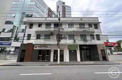Sala comercial ampla e bem localizada no centro de florianópolis