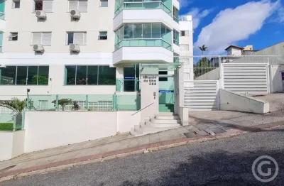 Apartamento espaçoso em coqueiros, ideal para sua família