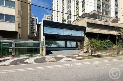 Prédio na beira-mar norte: excelente localização para o seu negócio em florianópolis