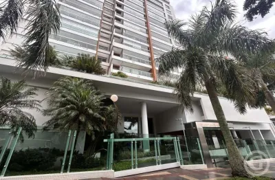 Ncante-se com este apartamento mobiliado na agronômica, a uma quadra da beira-mar