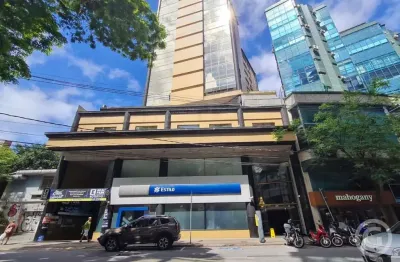 Sala comercial com garagem no centro de florianópolis
