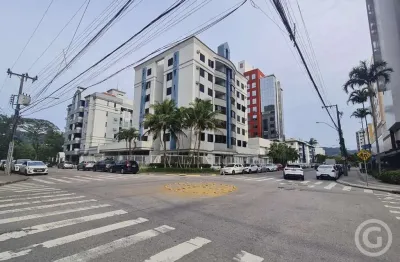 Apartamento semimobiliado com 93 m² no itacorubi: ideal para famílias