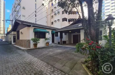 Casa comercial ideal para o seu negócio em excelente localização no centro de florianópolis
