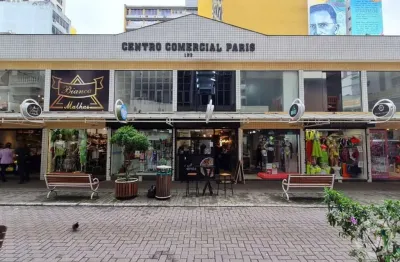 Loja estratégica no centro de florianópolis, ideal para alavancar seu negócio