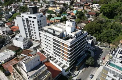 Studio mobiliado no centro de florianópolis com vaga coberta