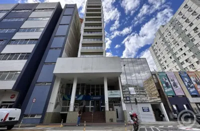 Sala comercial no centro de florianópolis: ideal para o seu negócio crescer