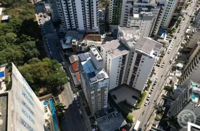 Apartamento semimobiliado com vista para o mar no centro de florianópolis