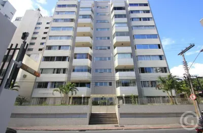 Apartamento com 3 quartos para alugar na Rua Alves de Brito, Centro, Florianópolis
