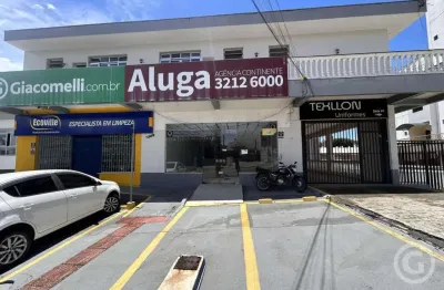 Loja ampla e estratégica em Florianópolis perfeita para o seu negócio