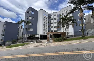 Apartamento semimobiliado com excelente localização em itacorubi