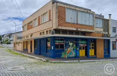 Loja espaçosa no Centro Histórico de São José, perfeita para seu negócio expandir