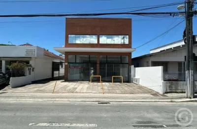 Loja ampla no Centro de Palhoça: visibilidade e espaço para seu negócio prosperar