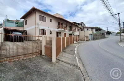 Apartamento com 2 quartos para alugar na Rua Coletor Irineu Comelli, Centro, São José