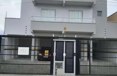 Apartamento perto do mar(ótimo preço)suíte + 1, sacada com churras
