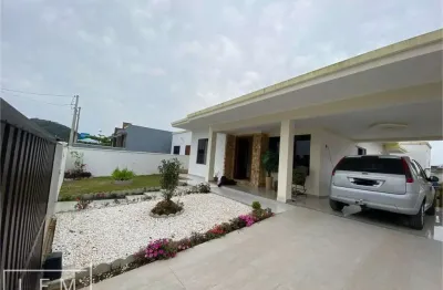 Casa com 3 quartos à venda na Rua Marciano Luiz Bento, 132, Gravatá, Penha