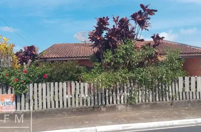 Casa com 2 quartos à venda na Rua Nackle Francisco, 509, Centro, Balneário Piçarras
