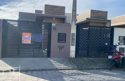 Casa com 2 quartos à venda na Rua Brasília, 1200, Itacolomi, Balneário Piçarras