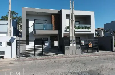 Casa com 3 quartos à venda na Rua Dos Pinus, 350, Itacolomi, Balneário Piçarras