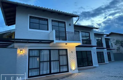 Casa com 2 quartos à venda na Rua José Andre Pontaldi, 62, Centro, Penha