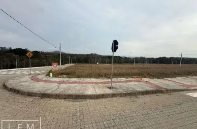 Terreno de esquina pronto para construir em balneário piçarras sc