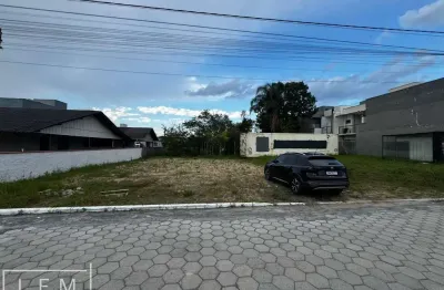 Terreno à venda na Rua São Ludgero, 750, Itacolomi, Balneário Piçarras