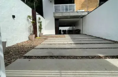 Casa com 3 quartos à venda na Rua Alvoredo, 07, Centro, Balneário Piçarras