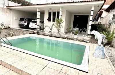 Casa com 3 quartos à venda na Rua Francisco Diomedes Cantalice, Cabo Branco, João Pessoa