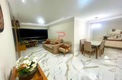 Apartamento a 400m da praia, projetado e com vista mar definitiva