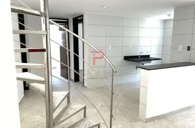 Cobertura duplex com 2 quartos + área de lazer privativa - a 130 metros da praia do bessa