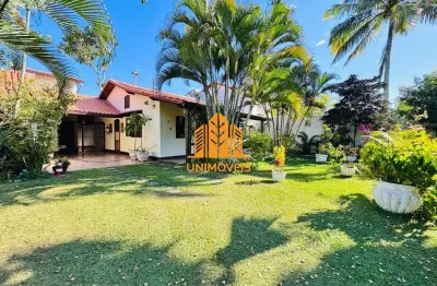 Casa em condomínio linear com dois quartos sendo uma suíte no braga em cabo frio