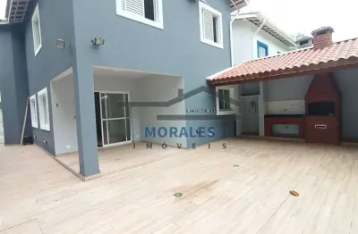 Sobrado em condominio com 3 dormitórios sendo 01 suite - cotia