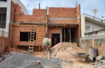 Casa com 4 quartos à venda na rua amarílio bicalho, --, jardim burle marx, londrina por r$ 780.000