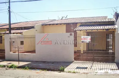 Casa com 3 quartos para alugar na rua ferdinando pivaro, --, são pedro, londrina por r$ 1.950