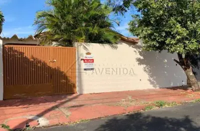 Casa com 3 quartos para alugar na Rua Murilo Alvarenga, --, Conjunto Vivi Xavier, Londrina por R$ 1.350