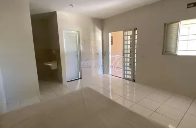 Kitnet / stúdio para alugar na rua marselha, --, jardim piza, londrina por r$ 890