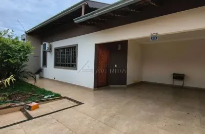 Casa com 3 quartos para alugar na joao borges, --, pinheiros, londrina por r$ 4.800