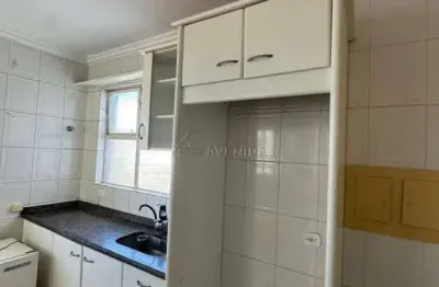 Apartamento com 3 quartos para alugar na rua mato grosso, --, centro, londrina por r$ 1.700