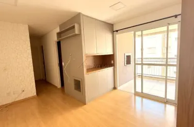 Apartamento com 3 quartos para alugar na Rua Mossoró, --, Centro, Londrina por R$ 3.000