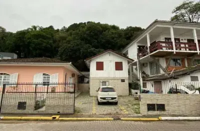 Casa à venda no Sambaqui, Florianópolis 
