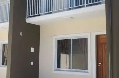 Sobrado semi-mobiliado com 2 dormitórios, bairro potecas, são josé/sc