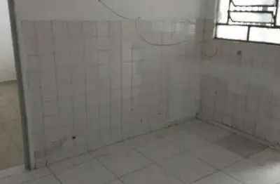 Casa com 1 quarto para alugar na Rua Simplício Mendes, 130, Vila IVG, São Paulo
