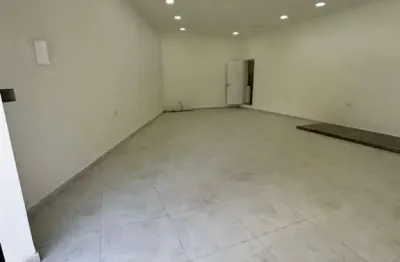Ponto comercial para alugar na Rua Manaiás, 143, Vila Zelina, São Paulo
