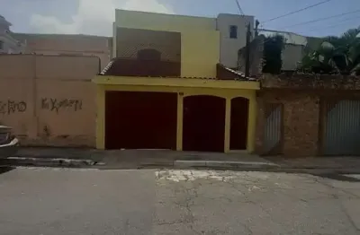 Casa com 3 quartos à venda na Rua Tomás Bezzi, Vila Ema, São Paulo
