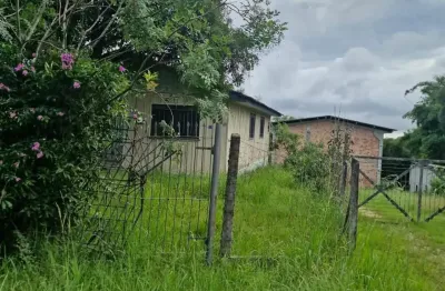Casa à venda na Estrada da Ribeira, 0, Imbuial, Colombo